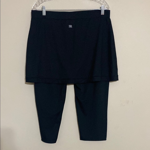 Tail Black Skirted Leggings women XL performance yoga outdoors hiking camp soft - Picture 2 of 6